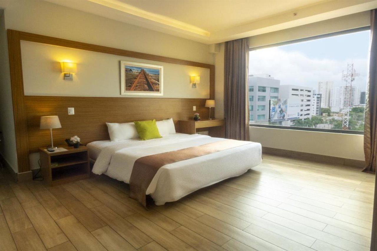 Weston Suites Hotel Santo Domingo Bagian luar foto