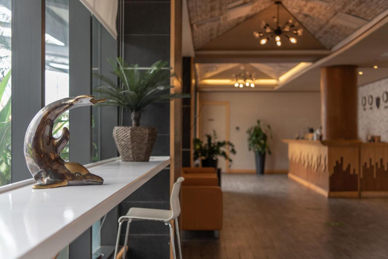 Weston Suites Hotel Santo Domingo Bagian luar foto