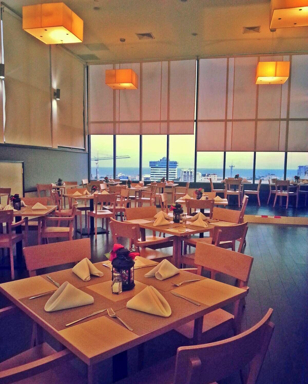 Weston Suites Hotel Santo Domingo Bagian luar foto